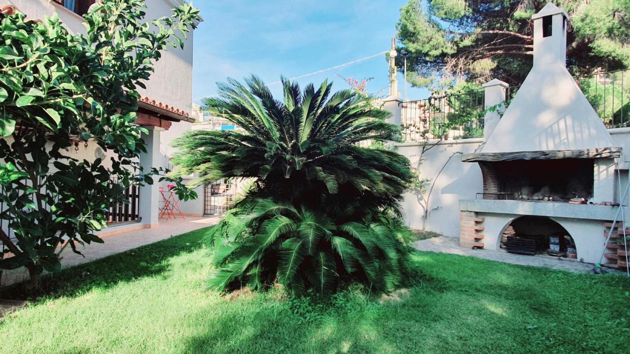 Ferienwohnung Nautilus - Monolocale Seminterrato Con Finestre Àrbatax Exterior foto